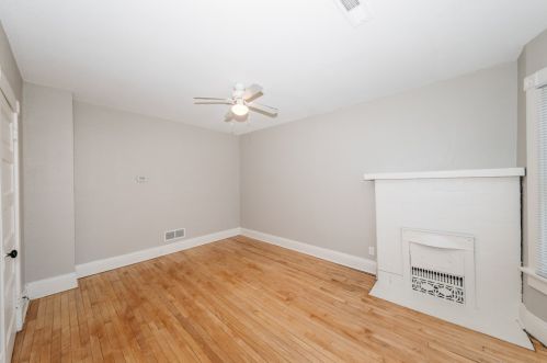 3285 Bartlett Ave, Milwaukee WI 53211-3024 exterior