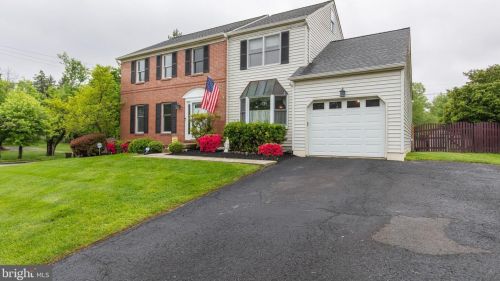 10 Spring House Ln, Norristown, PA 19403-4100