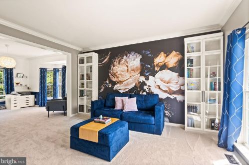 12020 Morningstar Pl, Lovettsville VA  20180-1925 exterior