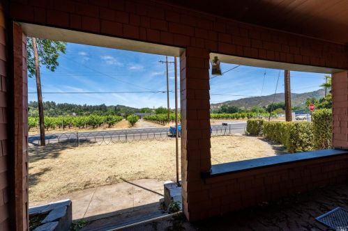 1791 Talmage Rd, Ukiah CA  95482-6031 exterior