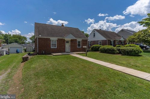 929 Thornton Rd, Boothwyn, PA 19061-3128