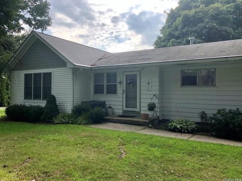 129 Apple Lane Dr, Middletown, NY 10940-6977