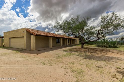 12120 Cherokee Ln, Tucson, AZ 85736-1318