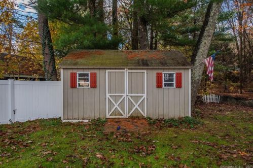 352 Shrub Rd, Bristol CT  06010-2473 exterior