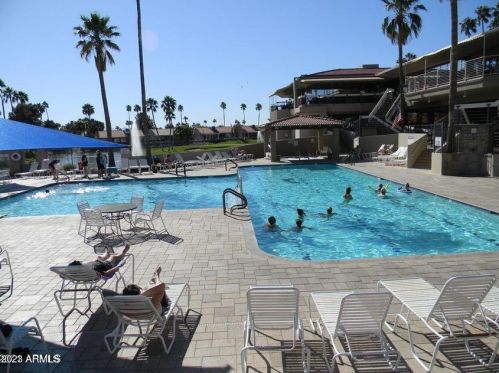 1935 Torrey Pne Ln, Chandler AZ  85249-3876 exterior