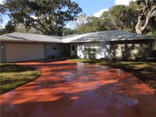 1604 Pecan St, Nokomis, FL 34275-2444