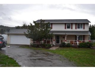 670 Glengary Loop Rd, Roseburg, OR 97470-8441