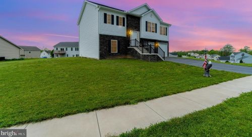 14592 Cedarbrook Dr, Upton, PA 17225-8519