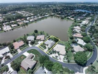 2098 Imperial Cir, Naples, FL 34110-1089