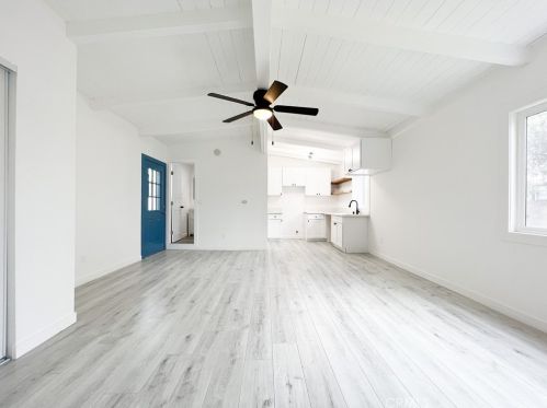 1110 Poplar St, Compton CA  90220-1643 exterior