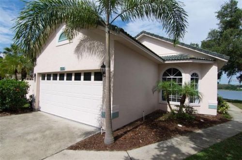7233 Bay Club Way, Orlando, FL 32835-1895