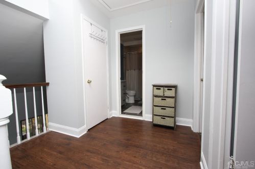 42 Front Ct, Old Bridge NJ  08857-1943 exterior