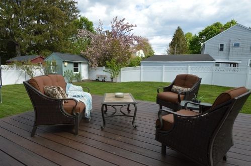 8 Maple Ave, Millis, MA 02054-1117