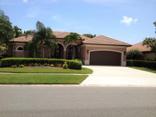 8860 Lely Island Cir, Naples, FL 34113-2607