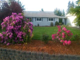 27441 Klinger Rd, Barlow, OR 97013-9343