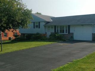 19 Circle View Dr, Bareville, PA 17540-1606