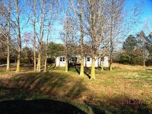 46 Valley Dr, Dyersburg, TN 38024-0603