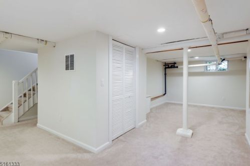 8 Emerson Pl, Montclair NJ  07043-1510 exterior