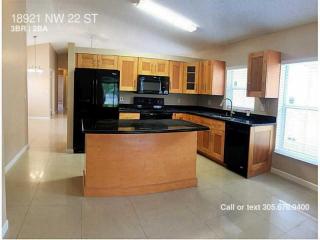 18921 22nd St, Hollywood FL  33029-3843 exterior