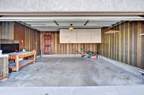 5207 Stevely Ave, Lakewood CA  90713-2114 exterior