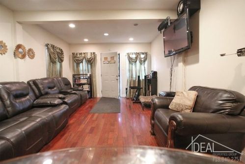 15066 116th Rd, Jamaica, NY 11434-1515