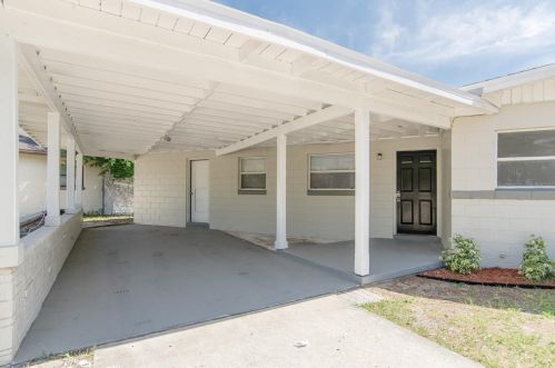 1703 Burnham St, Orlando, FL 32808-6048