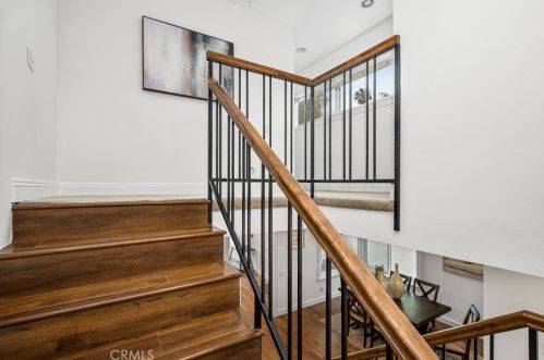 513 15th St, Huntington Beach CA  92648-4045 exterior