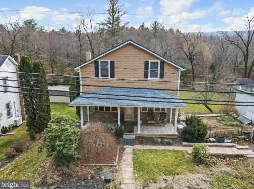 701 Fireline Rd, Palmerton PA  18071-5714 exterior