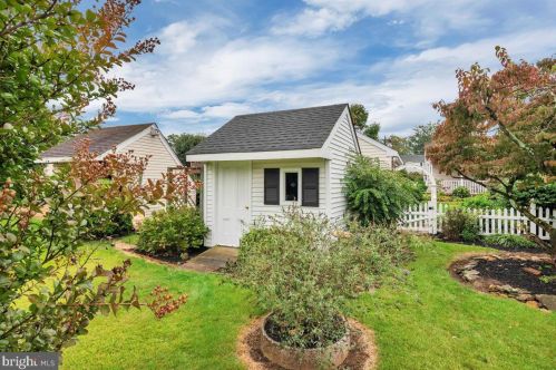 113 Purnell Ave, Riverton NJ 08077-2248 exterior