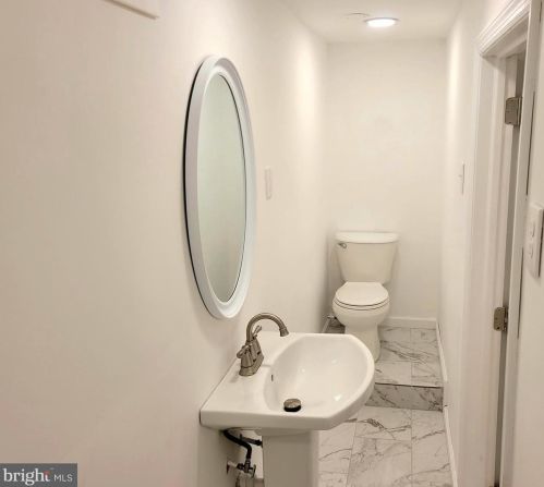 20 Kendall Blvd, Camden NJ  08107-1512 exterior