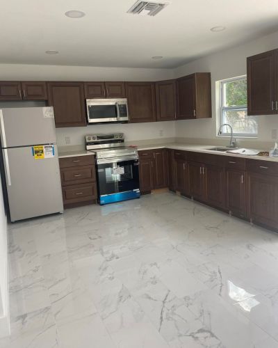 1487 Mangonia Dr, West Palm Beach FL  33401-2421 exterior