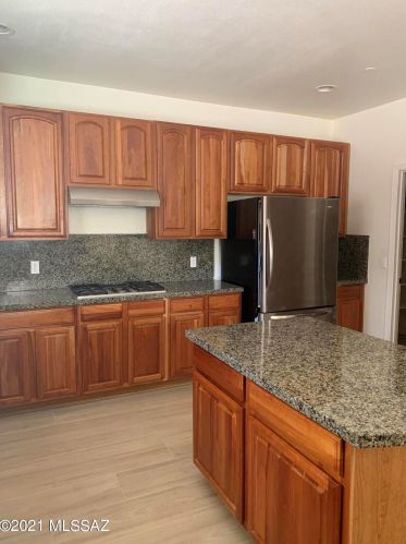 8167 Eagle Heart Ct, Tucson AZ  85757-1655 exterior