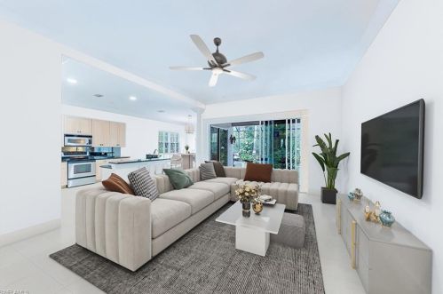 16217 Parque Ln, Naples, FL 34110-2827