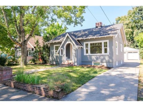 5129 60th Ave, Portland, OR 97206-4726