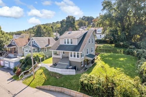 418 Mount Vernon Ave, Moon Twp, PA 15108-1344