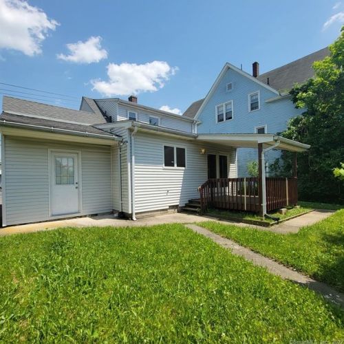253 Hill St, Waterbury, CT 06704-2902