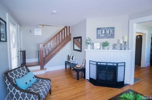 2 Montclair Ave, Nutley NJ  07110-1124 exterior