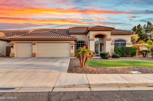 705 San Angelo St, Gilbert, AZ 85233-2660