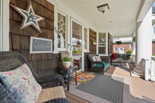 34 Pease Ave, Verona, NJ 07044-1403