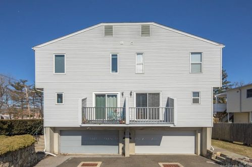 57 Cedar St, Norwalk, CT 06854-1916