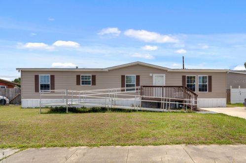 7524 Charlin Pkwy, Orlando, FL 32822-6403