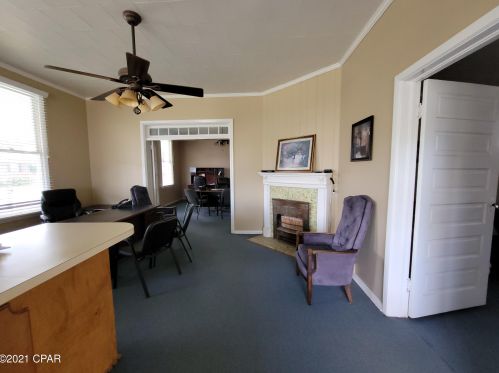 2932 Jefferson St, Marianna FL  32446-3448 exterior