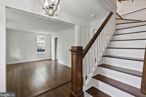 303 Colonial Hwy, Hamilton VA  20158-9056 exterior