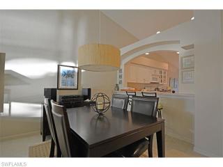 8164 Ibis Cove Cir, Naples FL  34119-7719 exterior