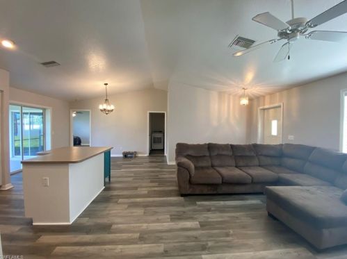 4328 6th Ave, Cape Coral FL  33914-7506 exterior