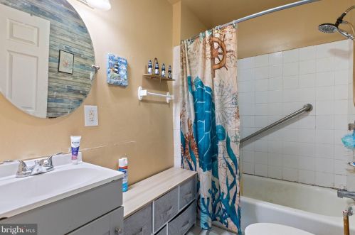 204 Wildel Ave, New Castle DE  19720-1362 exterior