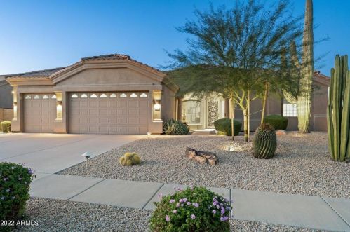 9414 Nora St, Mesa, AZ 85207-2553