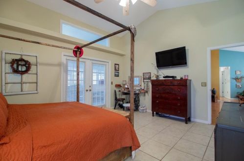 5939 Windwood Dr, Lakeland FL  33813-4805 exterior