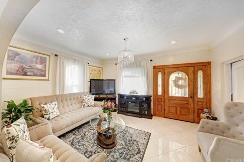 12156 Louise Ave, Lynwood CA  90262-3922 exterior