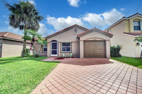 3660 Chesapeake Ct, West Palm Beach, FL 33414-8816